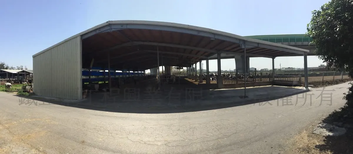 豪泉牧場場區新建與增建工程|牛舍全景